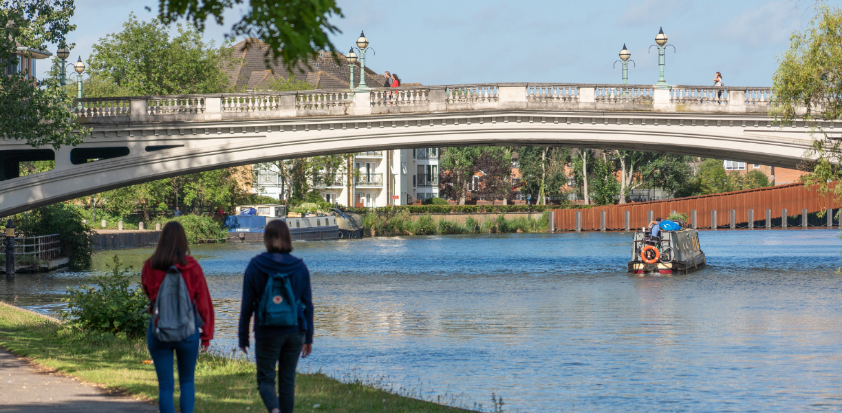 Reading River Thames Path